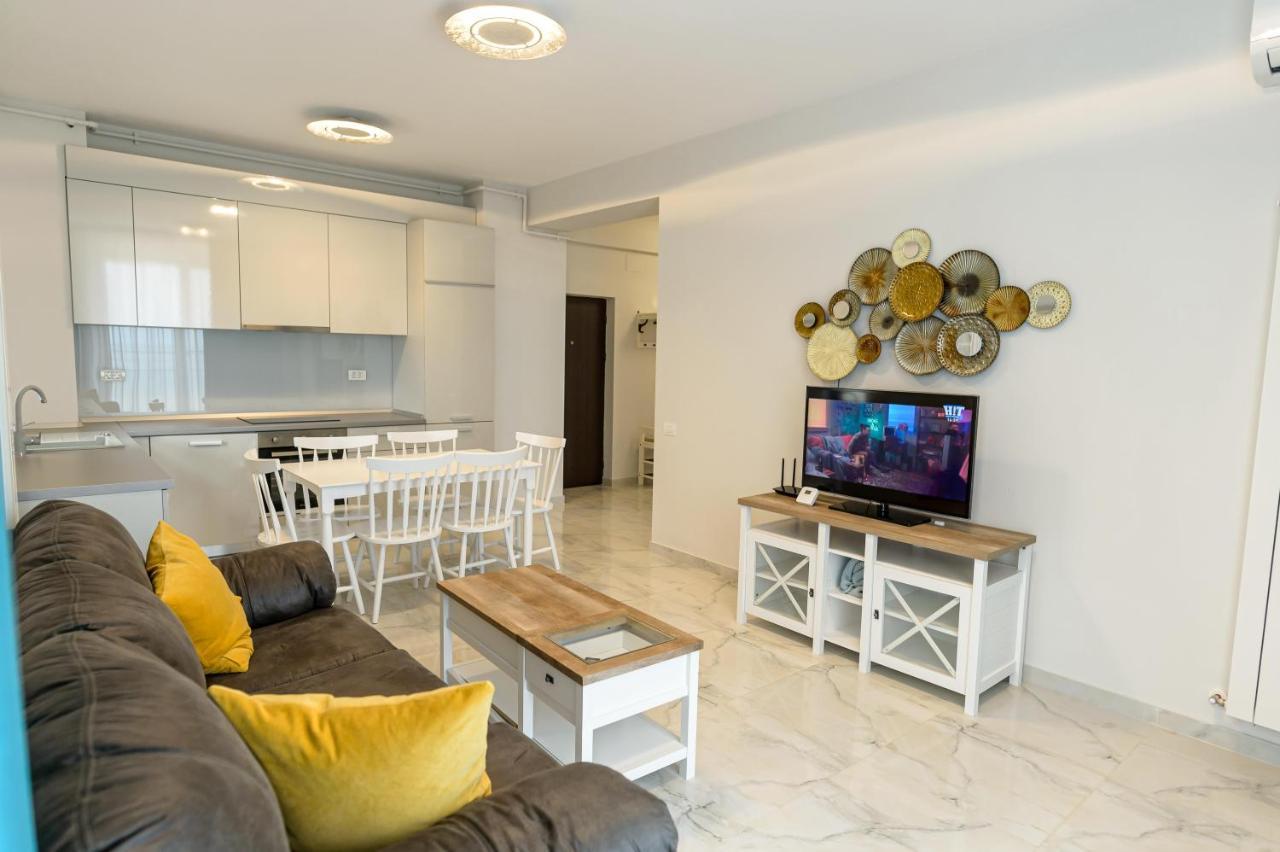 Atlantis Apartments & Studios Mamaia Exterior photo