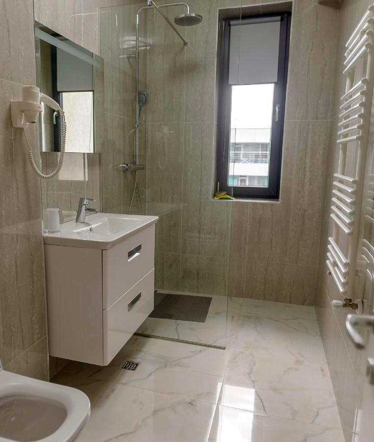 Atlantis Apartments & Studios Mamaia Exterior photo