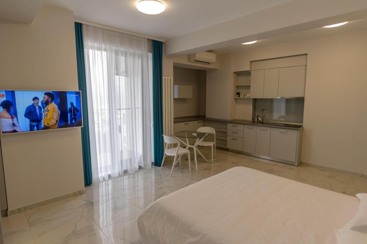 Atlantis Apartments & Studios Mamaia Exterior photo