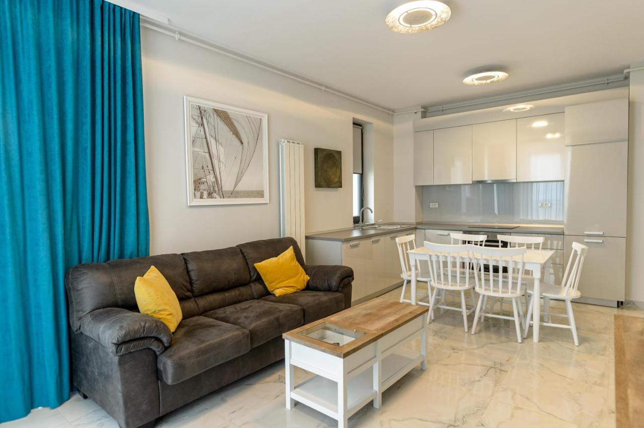Atlantis Apartments & Studios Mamaia Exterior photo